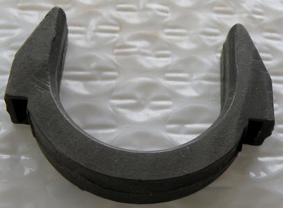 Evinrude Johnson OMC 0305286 - Clutch Dog Cradle