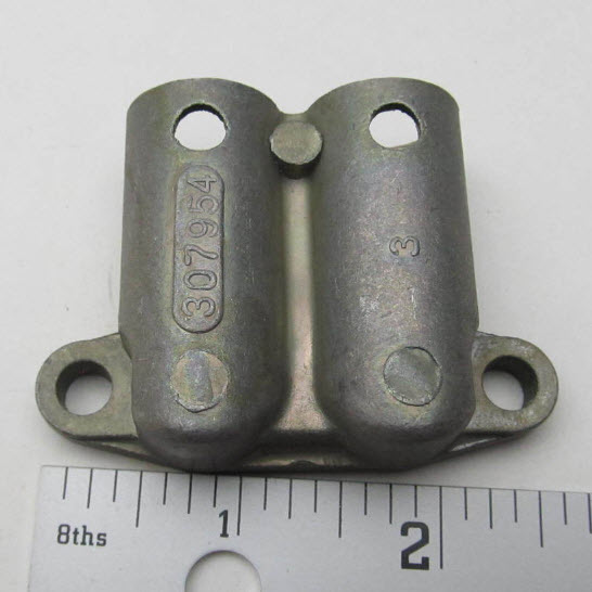 Evinrude Johnson OMC 0307954 - Impeller Housing Cap