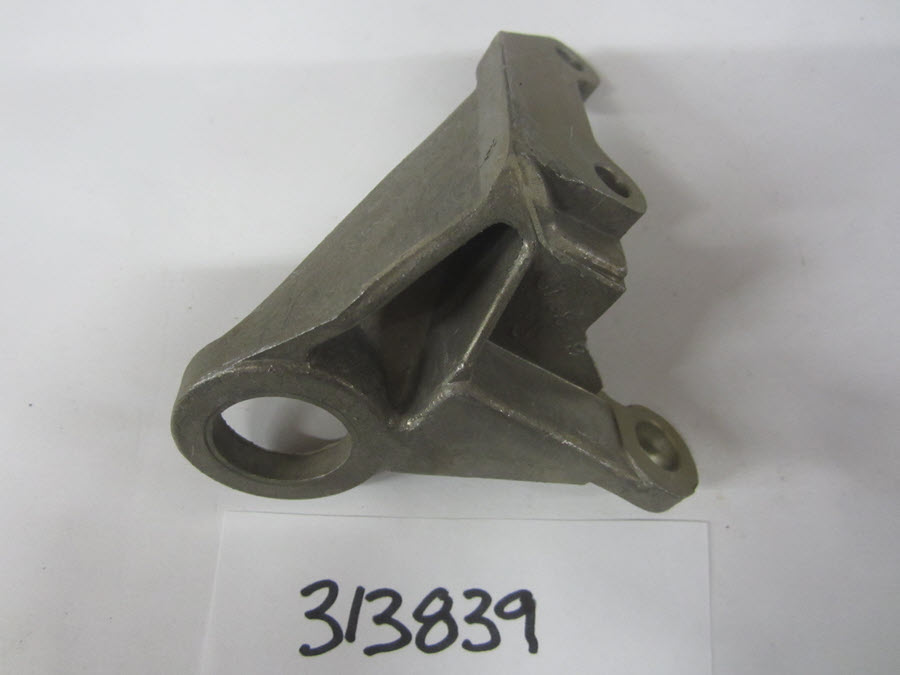 Evinrude Johnson OMC 0313839 - Bracket