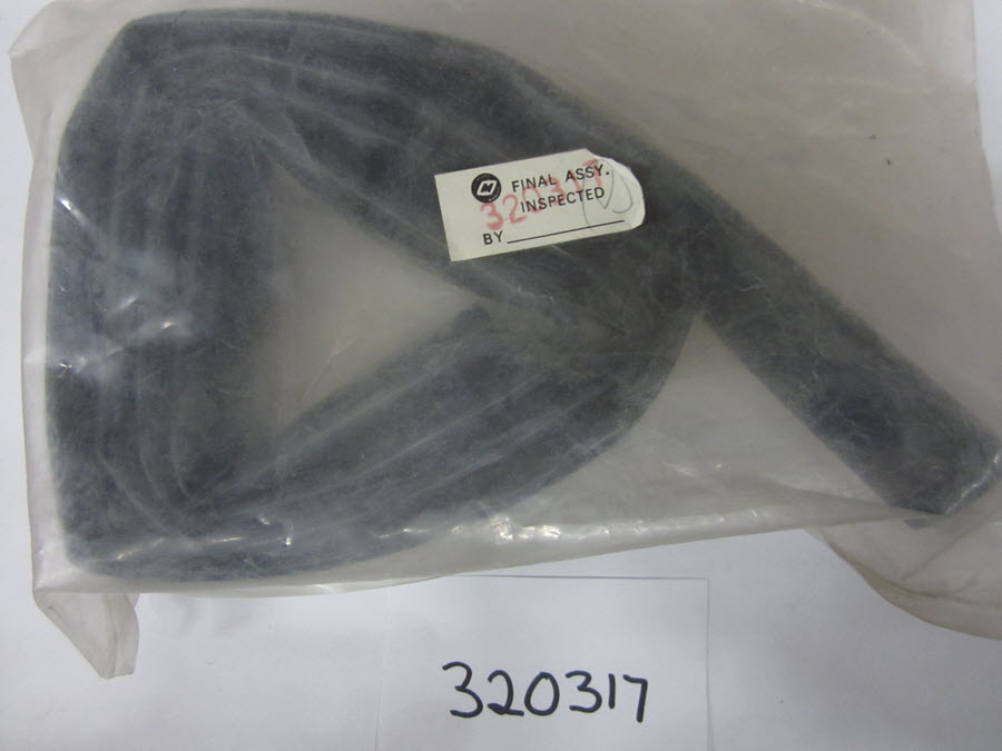 Evinrude Johnson OMC 0320317 - Sleeve Steering Cable