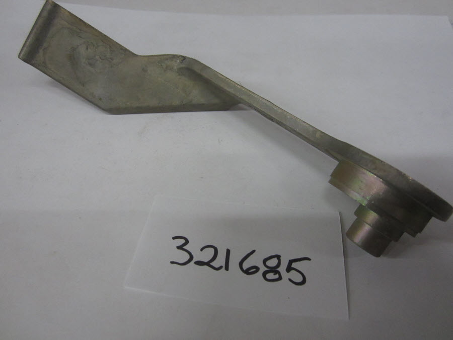 Evinrude Johnson OMC 0321685 - Lever, Fast Idle