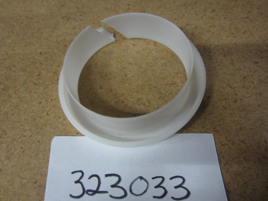 Evinrude Johnson OMC 0323033 - Pivot Bearing