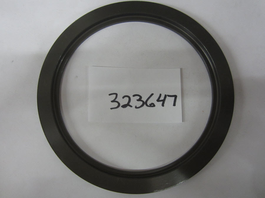 Evinrude Johnson OMC 0323647 - Retaining Ring