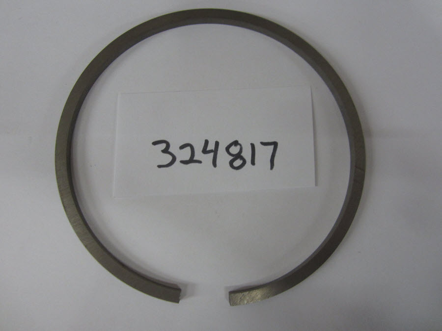 Evinrude Johnson OMC 0324817 - CrankShaft Ring