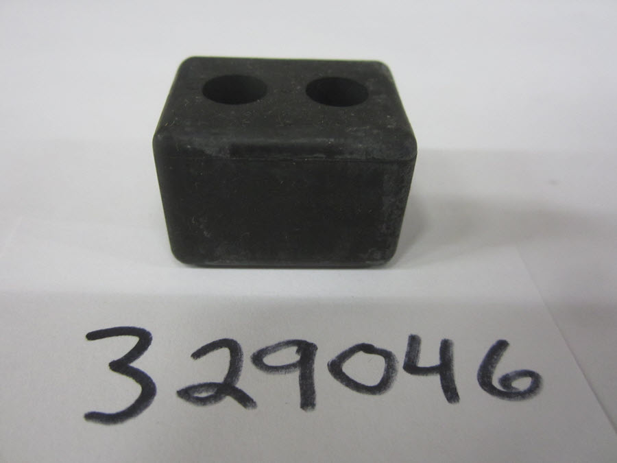 Evinrude Johnson OMC 0329046 - Thrust Mount