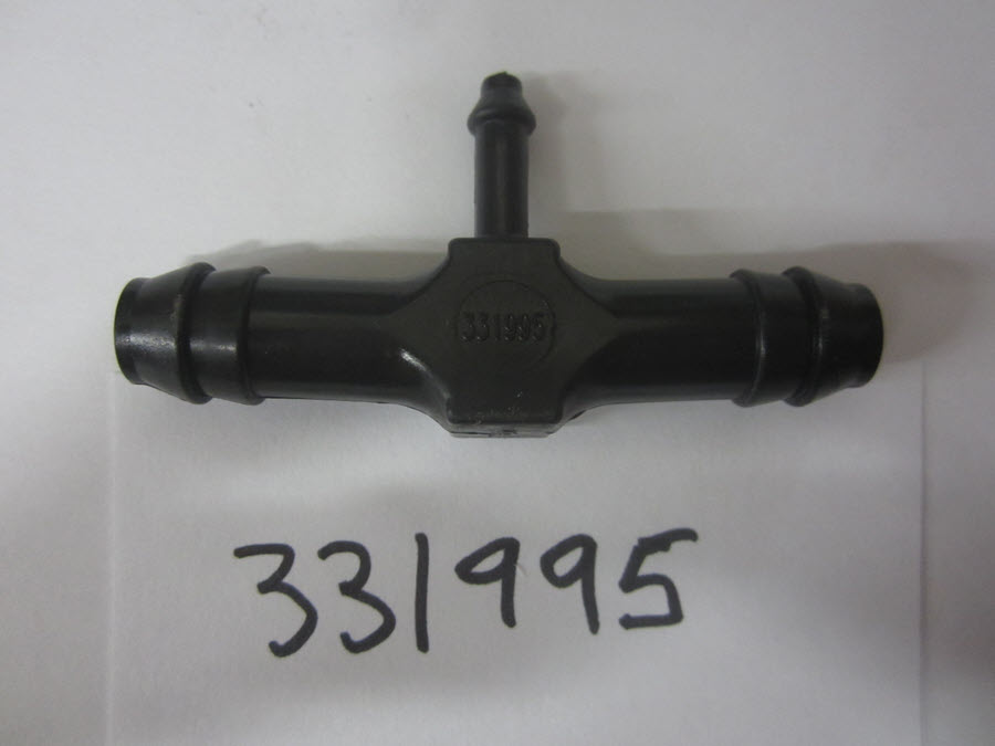 Evinrude Johnson OMC 0331995 - Tee Fitting