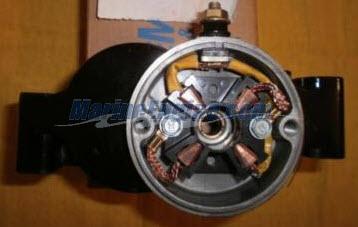 Evinrude Johnson OMC 0332275 - Cap - Drive & Com.