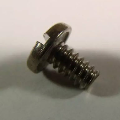 Evinrude Johnson OMC 0332612 - Screw