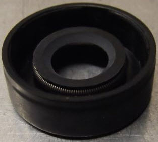 Evinrude Johnson OMC 0335856 - Shaft Seal