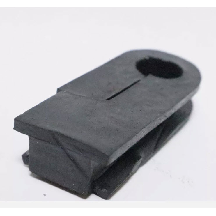 Evinrude Johnson OMC 0350771 - Grommet