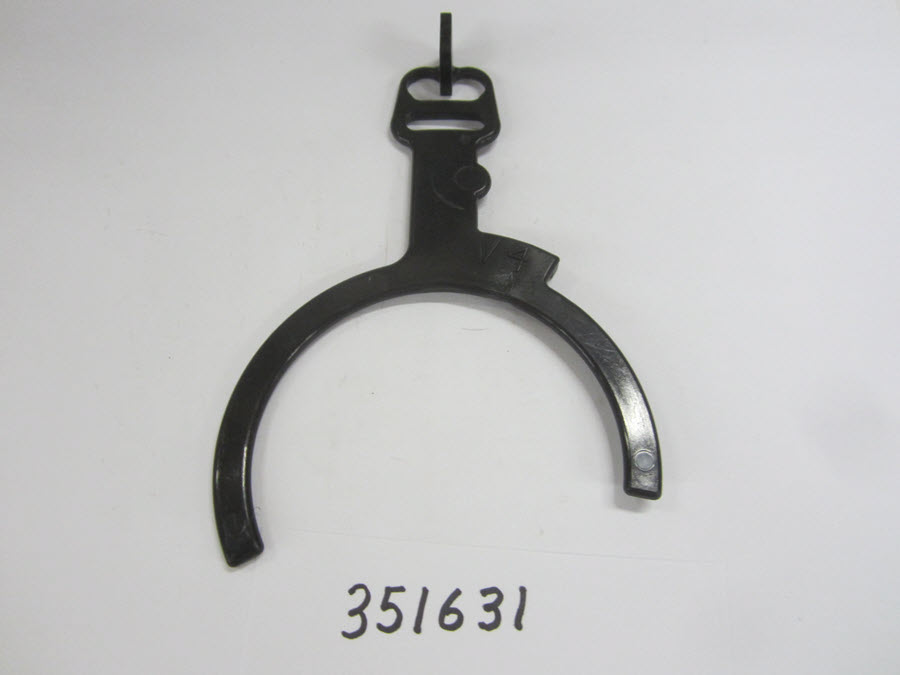 Evinrude Johnson OMC 0351631 - Arm, Idle Roller