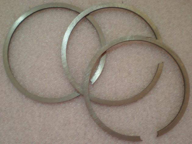 Evinrude Johnson OMC 0382825 - Piston Rings, Standard