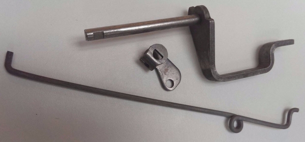 Evinrude Johnson OMC 0386651 - Lever, Rod and Bellcrank Assembly
