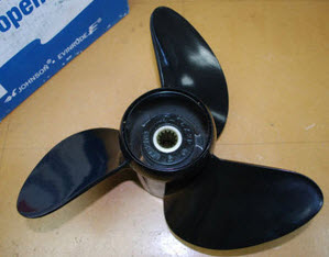 Evinrude Johnson OMC 0389788 - Propeller, 12 3/4 X 21