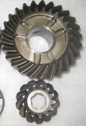 Evinrude Johnson OMC 0393633 - Forward Gear & Pinion Gear Set