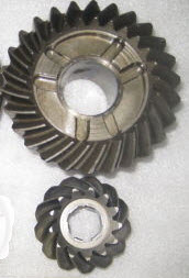 Evinrude Johnson OMC 0398095 - Gear & Pinion Assembly