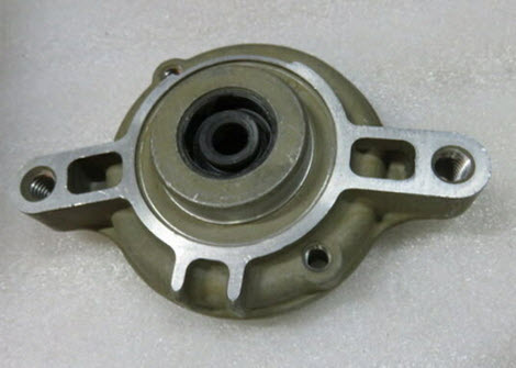 Evinrude Johnson OMC 0433851 - Cap Assembly, Drive End