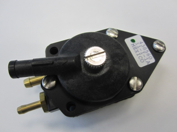 Evinrude Johnson OMC 0438560 - Fuel Pump