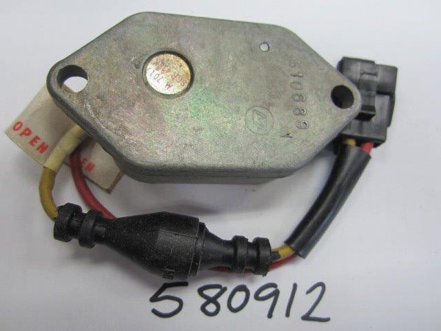 Evinrude Johnson OMC 0581580 - Voltage Regulator Assembly