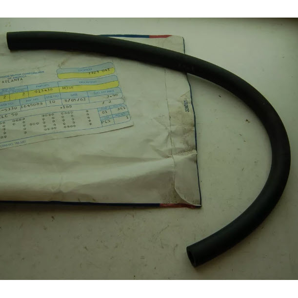 Evinrude Johnson OMC 0913438 - Hose, Aspirator, Hose, 30-Degree