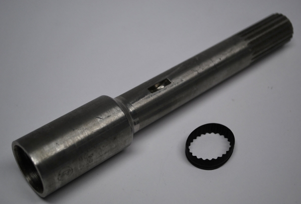 Evinrude Johnson OMC 0979828 - Drive Shaft & Seal Assembly