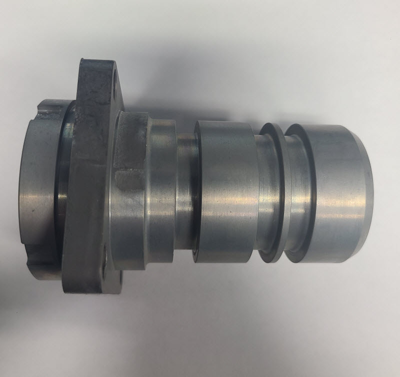 Evinrude Johnson OMC 0984462 - Bearing Housing