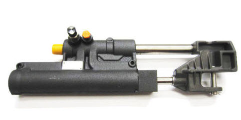 Evinrude Johnson OMC 3850244 - Power Steering Cylinder & Valve Assembly