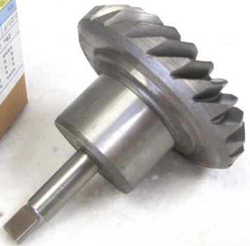Evinrude Johnson OMC 3854006 - Gear And Shaft, Water Pump