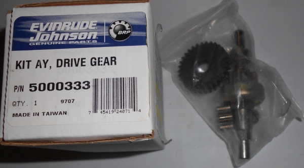 Evinrude Johnson OMC 5000333 - Drive Gear Kit, 10 Tooth