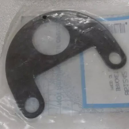 Mercury Quicksilver 861242 - Bracket -Flush