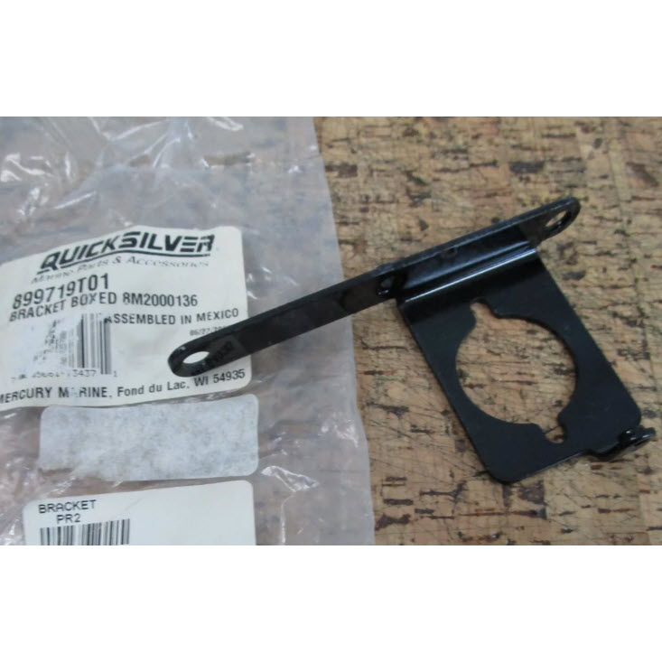 Mercury Quicksilver 899719T01 - Bracket