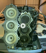 Head with Gasket cleaned up.png