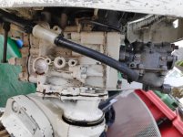 4BR77B fuel pipe side of engine.jpg 4BR77B fuel pipe side of engine.jpg