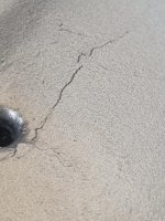 crack2.jpg