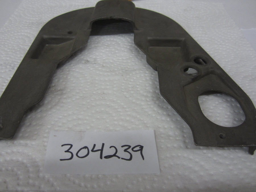 Evinrude Johnson OMC 0304239 - Cover (304239)