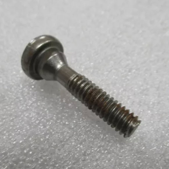 Evinrude Johnson OMC 0309817 - Screw, Lower Motor Cover (309817)