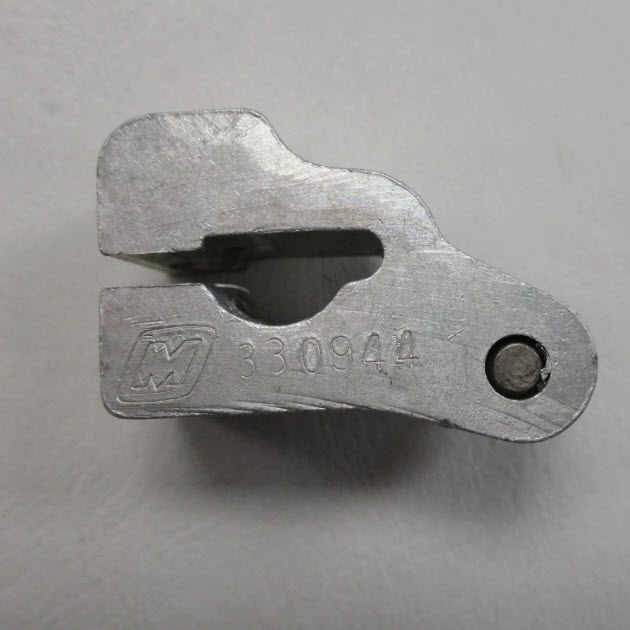 Evinrude Johnson OMC 0395588 - Lever & Pin Assembly (395588)