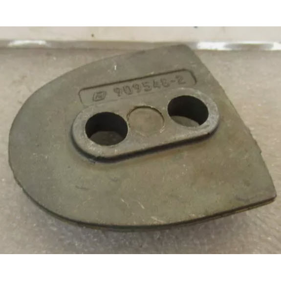 Evinrude Johnson OMC 0909548 - Clamp - Extension - Rudder (909548)
