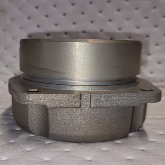 Evinrude Johnson OMC 0911683 - Bearing Carrier, Gearcase (911683)