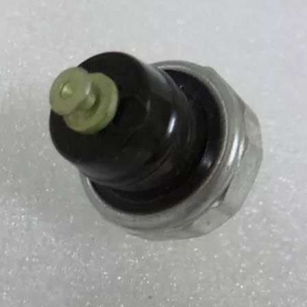 Evinrude Johnson OMC 0979807 - Oil Switch (979807)