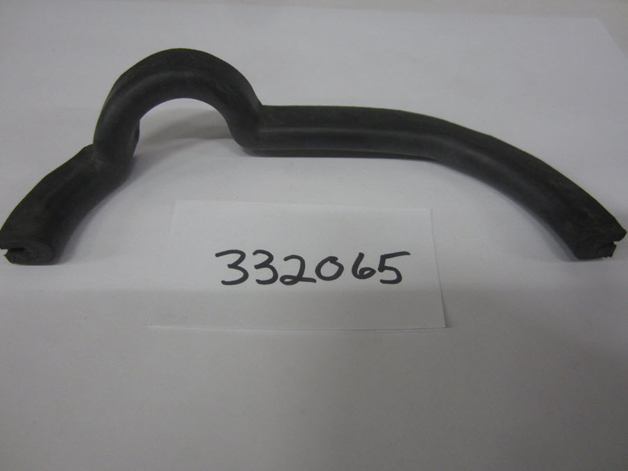 Evinrude Johnson OMC 0332065 - Motor Cover Seal, Starboard (332065)