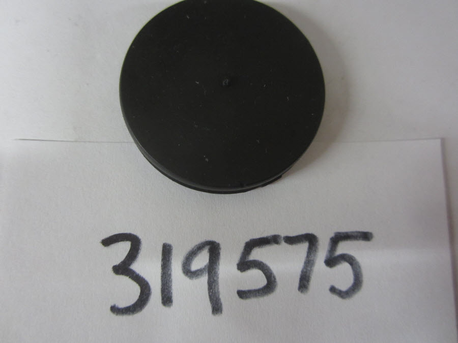 Evinrude Johnson OMC 0319575 - Lower Motor Cover Grommet (319575)
