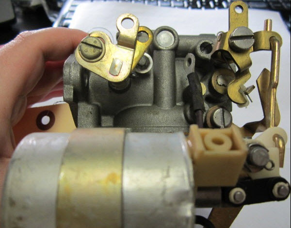 Evinrude Johnson OMC 0393057 - Carburetor (393057)