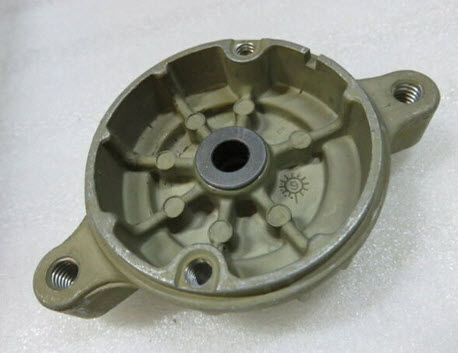 Evinrude Johnson OMC 0433851 - Cap Assembly, Drive End (433851)