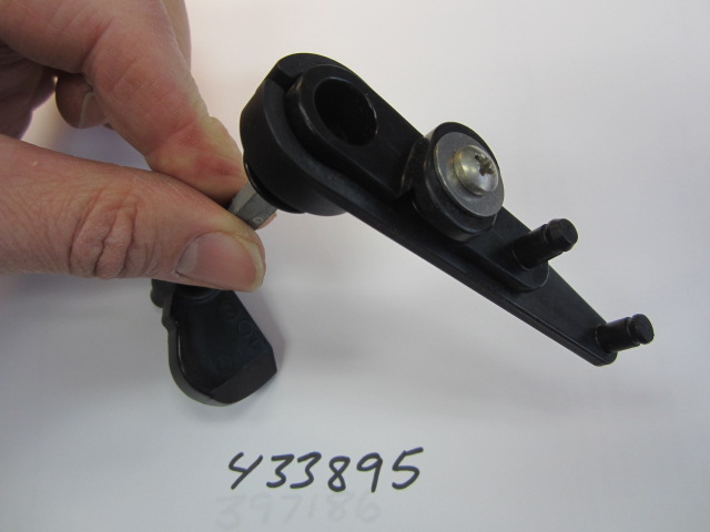 Evinrude Johnson OMC 0433895 - Throttle Cam and Arm Assembly (433895)