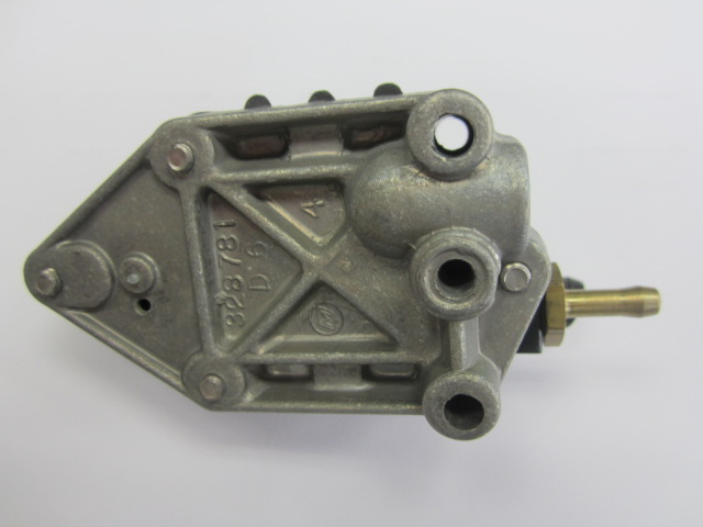 Evinrude Johnson OMC 0434728 - Fuel Pump (434728)