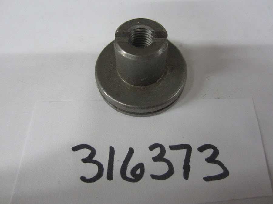 Evinrude Johnson OMC 0316373 - Spindle